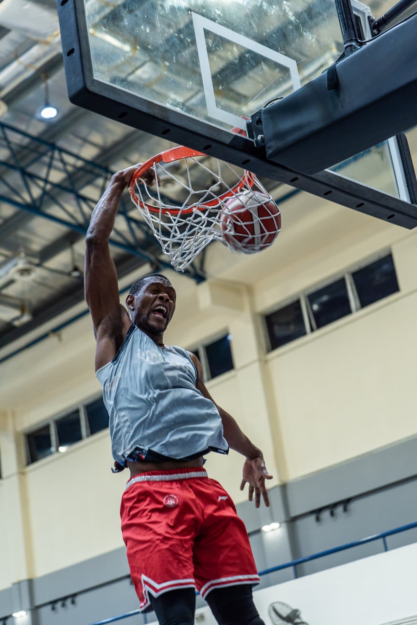 Throwing it down in the 12 June friendly at Tan Sri Hamzah Arena